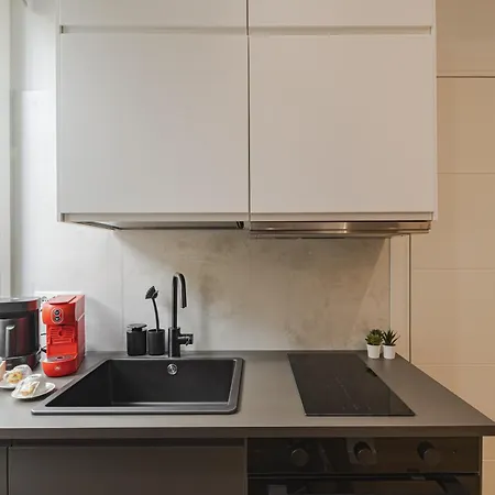 Apartment Red&passion - A Pochi Passi Dal Centro Con Possibilita Di Parcheggio